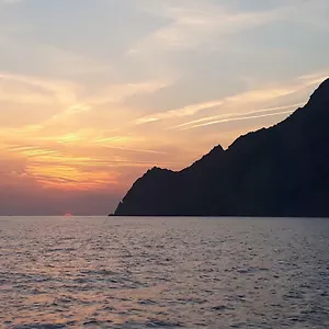 Apartment Vacation, Vernazza